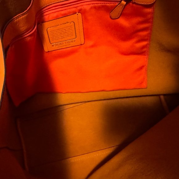 coach tote - Picture 3 of 3